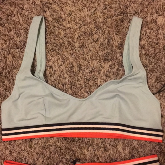 Solid & Striped The Katie Bikini - Picture 4 of 5